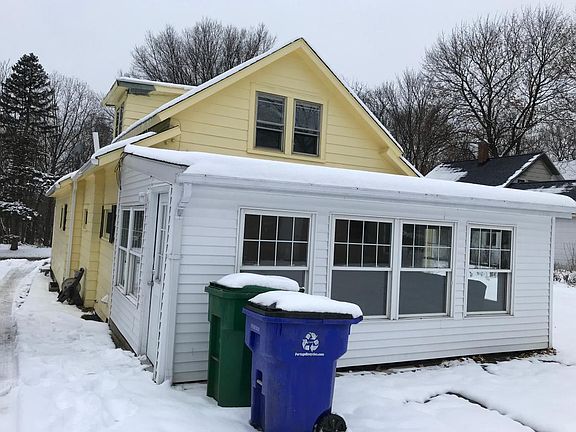 2nd image of 539 Franklin Ave