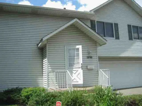 3716 Gershwin Ln N, Oakdale, MN 55128