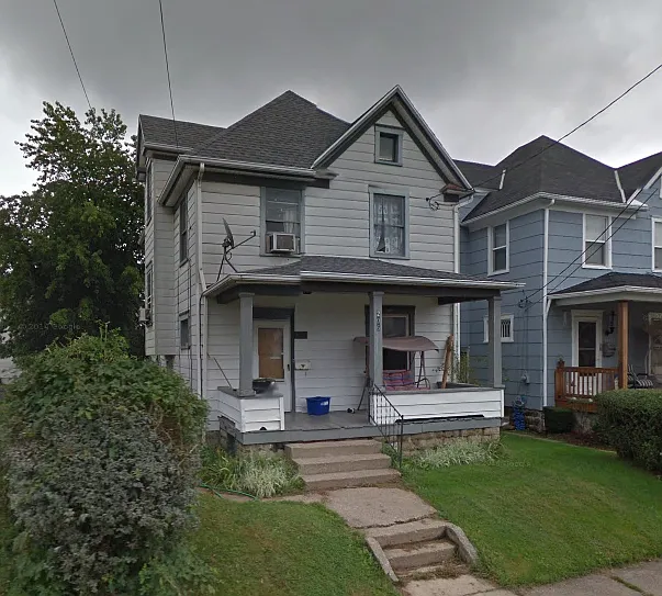 206 Maryland Ave SW photo 1