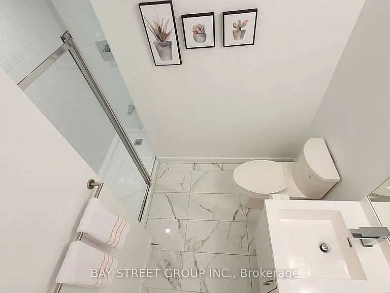 181 Huron St #204 — Photo 11