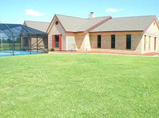 9830 Anderson Hill Rd, Sweeny, TX 77480