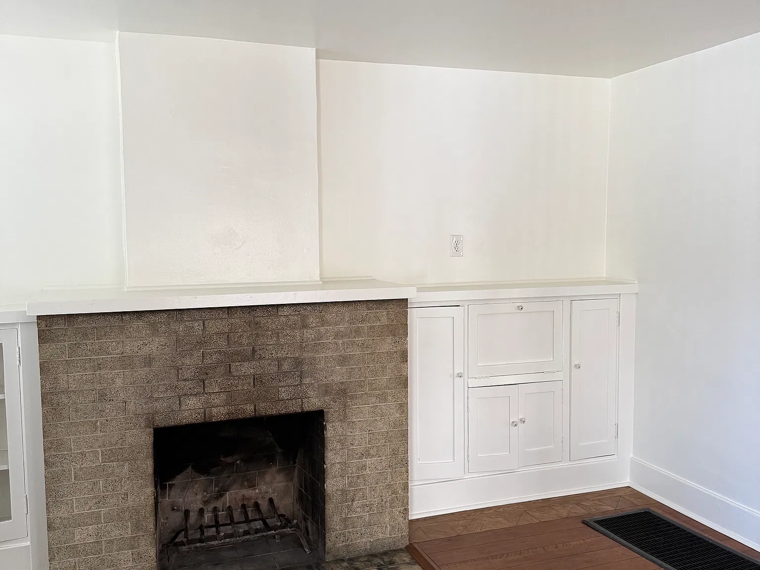 1 bed, $1,890 — Photo 2