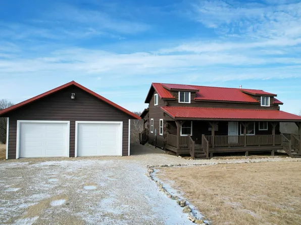 29079 Skyview Ln, Wauzeka, WI 53826