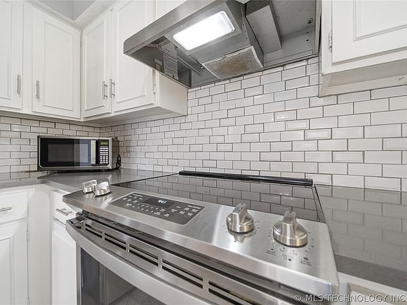 5th image of 1136 S 110th East Ave #13-3C