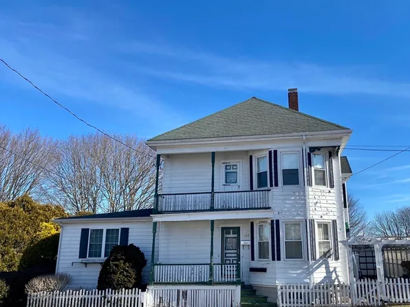 122 Stephen St, Dartmouth, MA 02748