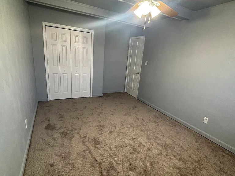 400 Advocate Ct #E — Photo 23