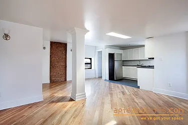 Rented by aptsandlofts.com