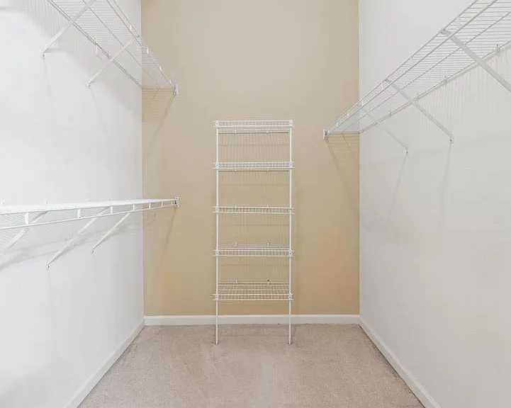 13280 Maple Creek Ln — Photo 46
