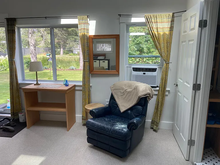 65 Jordan Ave #STUDIO — Photo 12