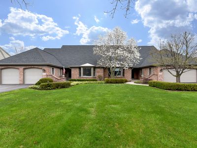 12622 N Lake Forest Ct, Mequon, WI, 53092