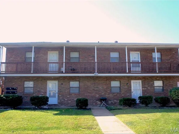 203 Howard Dr APT 3, O Fallon, IL 62269