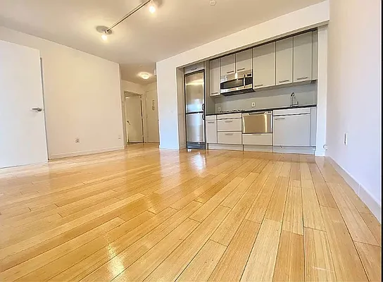 Rented by The Downtown LLC | media 14