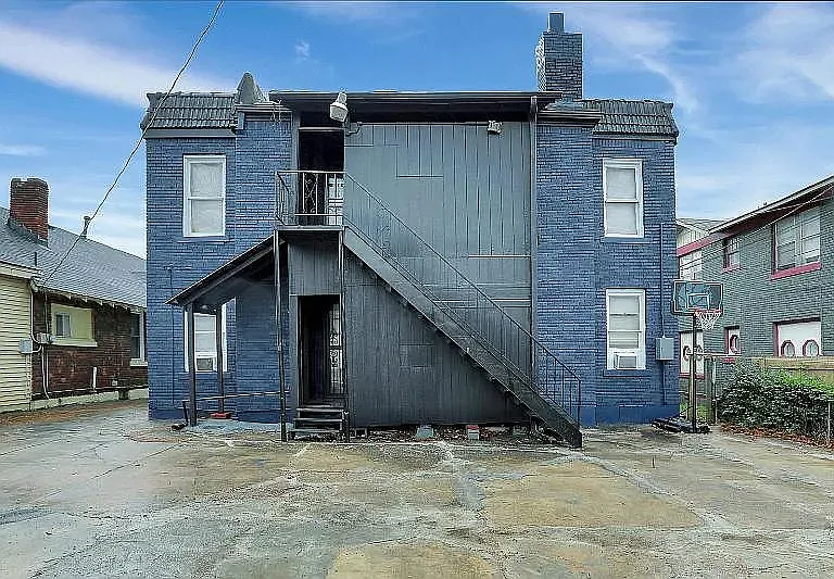 1920 Lamar Ave #1 — Photo 4
