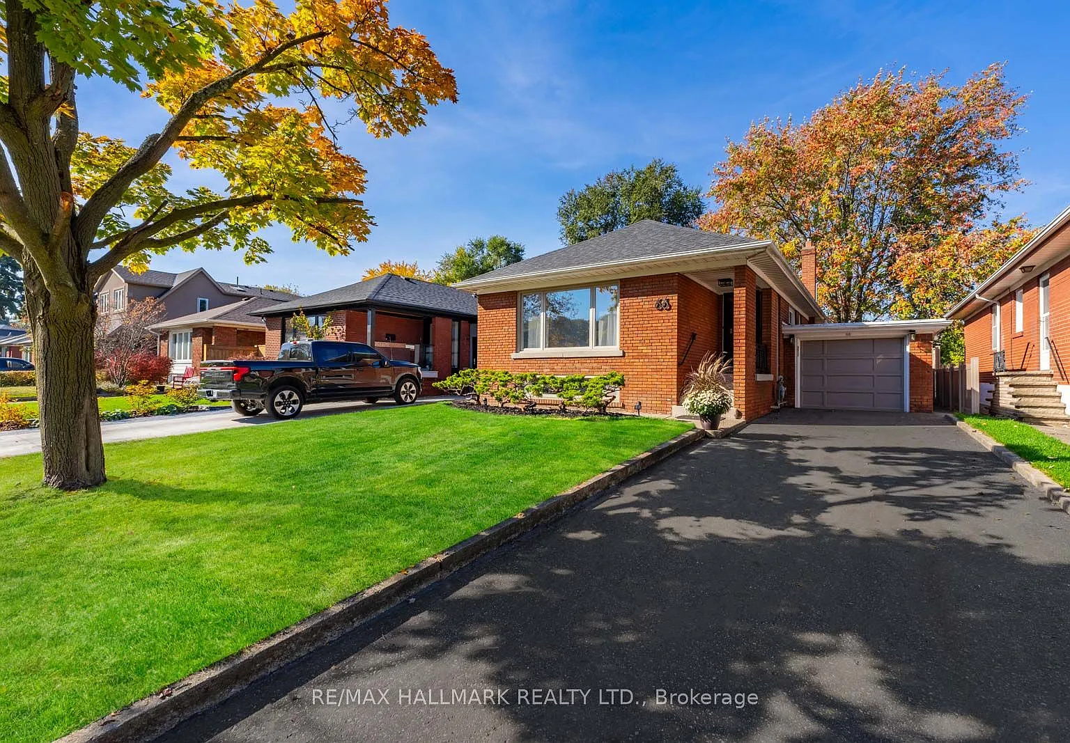 4 bed, $4,650 — Photo 1