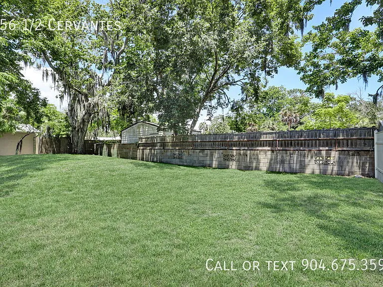 256 1/2 Cervantes Ave — Photo 16