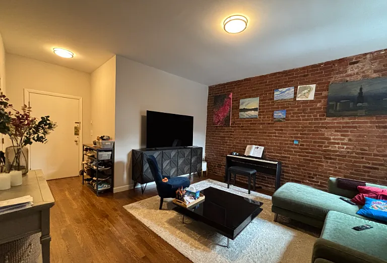 25 Stearns Rd #3 — Photo 2