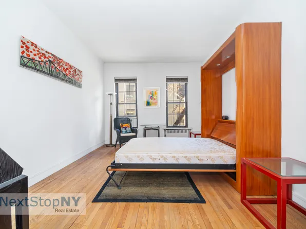 235 East 54th Street image 1 of 6
