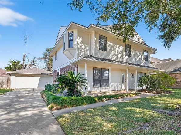 2307 Country Place Dr, Richmond, TX 77406