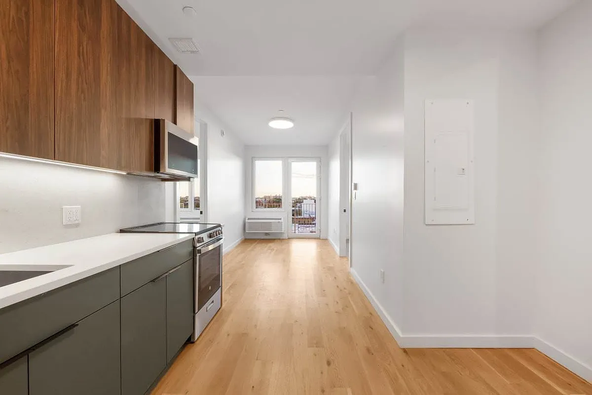 Building Photo - 962 Bushwick Ave #1B