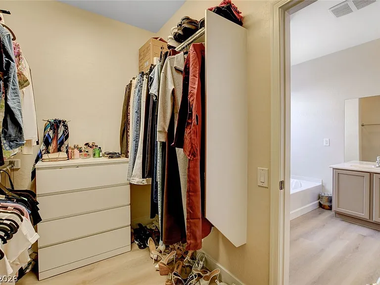 2649 Rue Marquette Ave — Photo 47