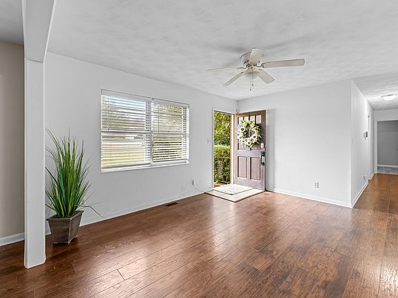 5th image of 1743 Crowder Rd