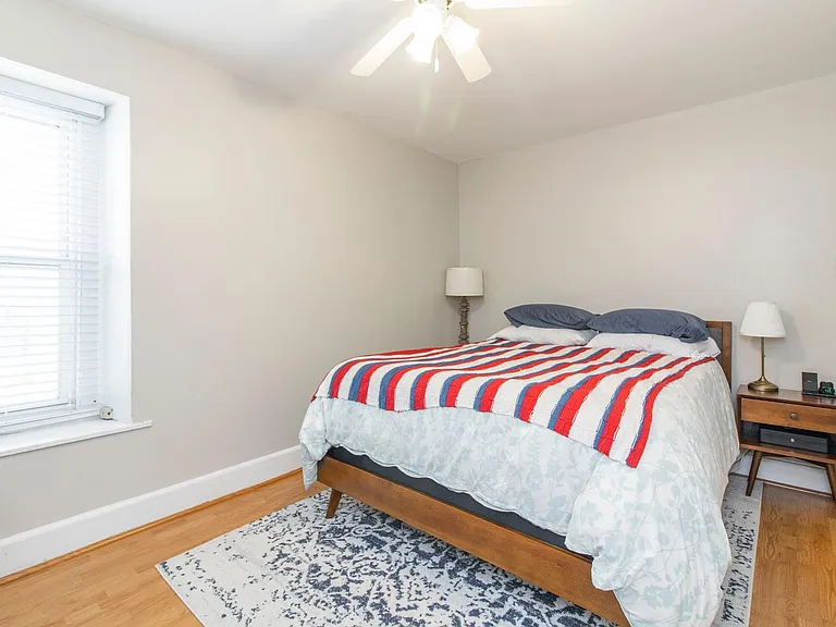 454 Leverington Ave #2 — Photo 12