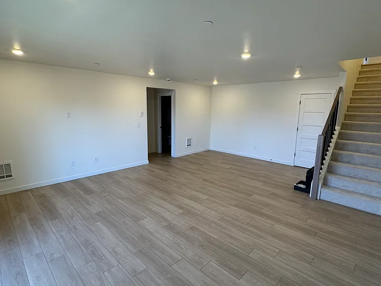 617 103rd Ct SE — Photo 45