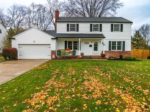 832 Rose Blvd, Highland Heights, OH 44143