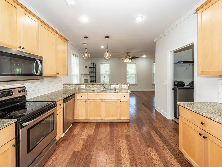 1412 Widows Ct — Photo 53
