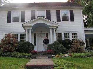 2960 Meadowbrook Blvd, Cleveland Heights, OH 44118