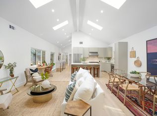 2351 N Mariscal Ln, Los Angeles, CA 90046