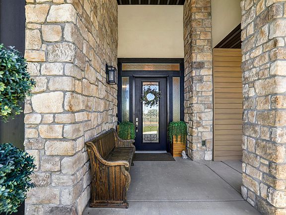 5th image of 4096 Quail Ridge Dr