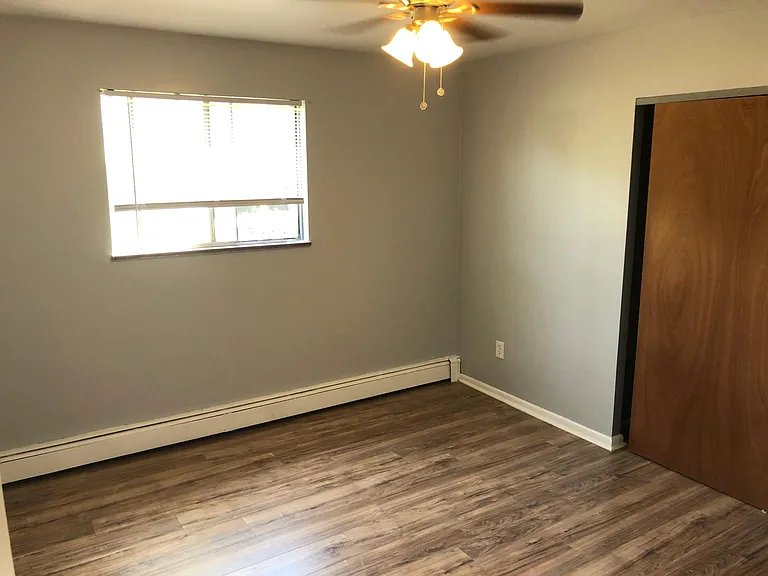 Sapphire Gardens — Photo 15