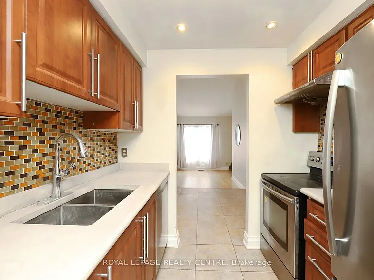 1021 Cedarglen Gate #16 — Photo 14