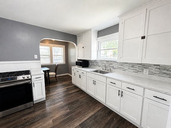 4th image of 169 Kinsey Ave #2