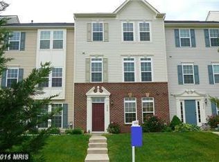 42929 Edgewater St, Chantilly, VA 20152