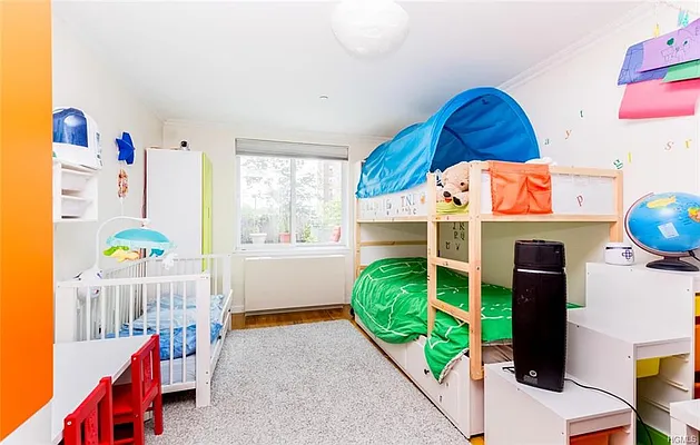 Rented by Re/Max In The City | media 7