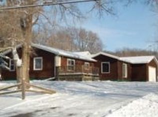 217 N Daysville Rd, Oregon, IL 61061