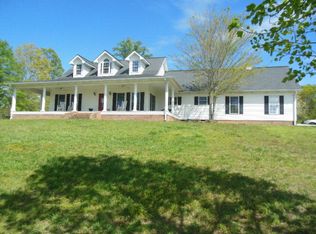 1623 Flat Branch Rd, Tunnel hill, GA 30755