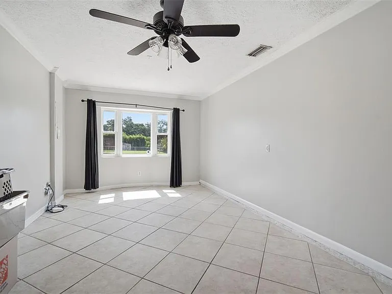7403 Providence Rd — Photo 46