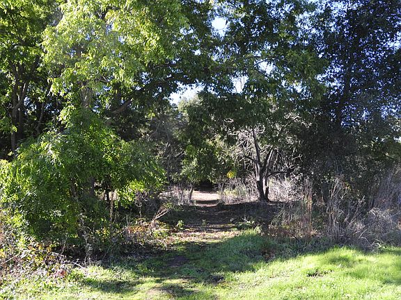 2nd image of 7100 Gobernador Cyn