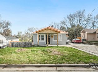 335 S 20th St, Payette, ID 83661