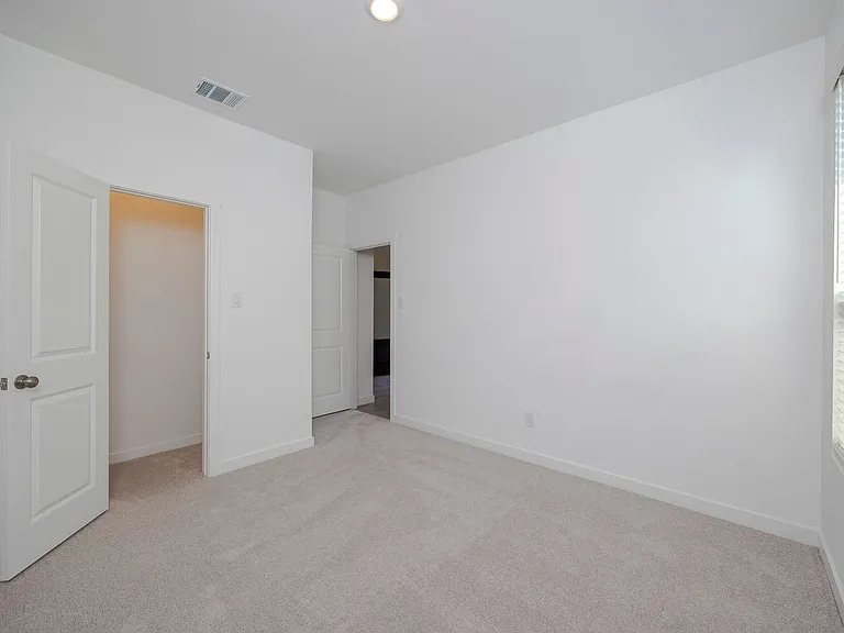 2220 Pommel Ln — Photo 12