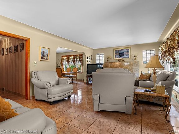 5th image of 6151 Oakman Blvd