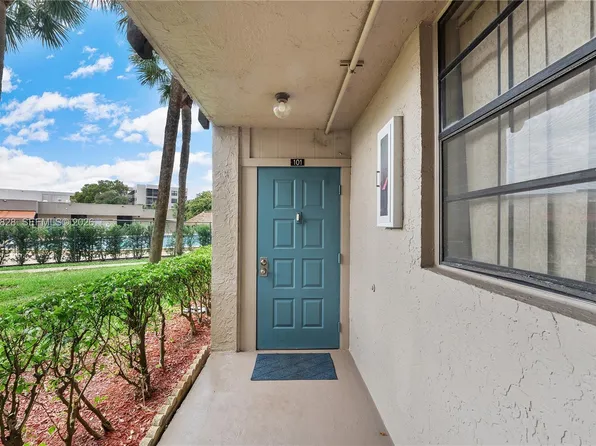1101 Colony Point Cir APT 101, Pembroke Pines, FL 33026