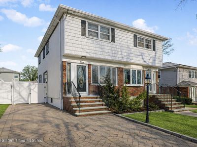9 Penn Ave, Staten Island, NY, 10306