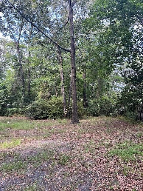 2nd image of 3873 Mary Ann Point Rd