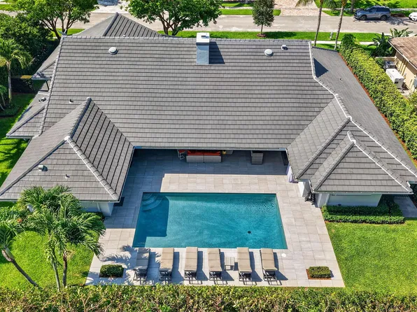 3245 St James Drive, Boca Raton, FL 33434