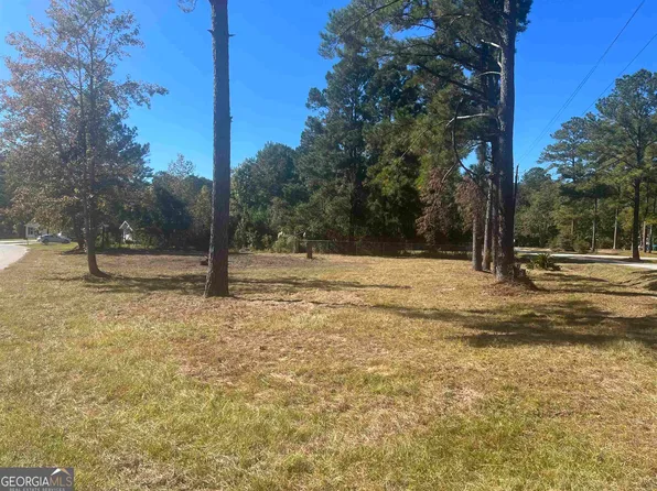 6 Talmadge Dr, Rincon, GA 31326