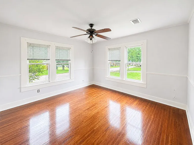 509 N Peachtree St — Photo 14